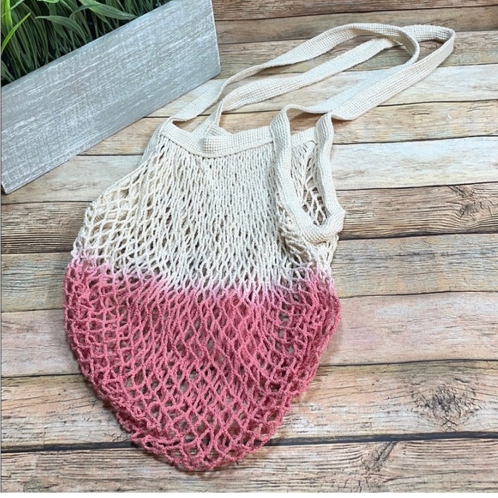 Camp Collective - Farmers Market fruit expandable bag. Wide mesh.